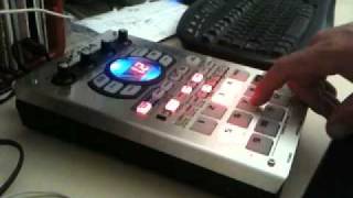 Constructing a quick beat on the SP404