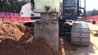 Бурение с обсадной трубой d1000 l30000 Bauer BG 28