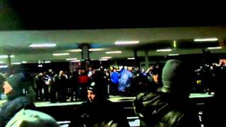FC Fans treffen auf S04 Fans am HBF GE