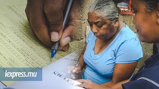 Recensement électoral: la journée d’une «canvasser» en images
