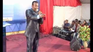 Pastor Amelu Wesheten Enaswegede