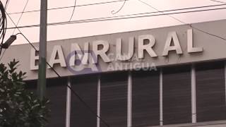 BANRURAL SEPARA A DIRECTIVOS DE SUS CARGOS