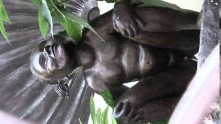 Peeing Girl Statue Brussels
