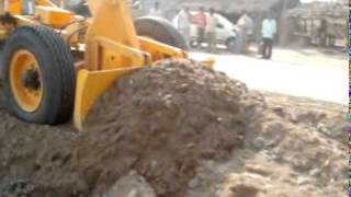 Shiv Mechanical New Holland Tractor Gradder Attachment