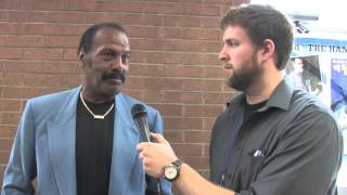 Robert Hibbs interviews Fred Williamson at Shockacon 2014