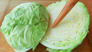 【小穎美食】手撕包菜有的人過油，有的人焯水，都錯了，飯店大廚教你正確做法