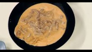 Бефстроганов из говядины под соусом бешамель / рецепт от шеф-повара / Илья Лазерсон / Обед безбрачия