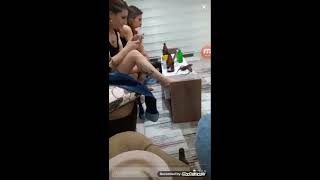 Periscope de kendini ifşa eden ateşli kızlar