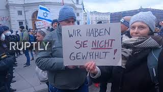 Austria: Scuffles break out in Vienna after Chancellor Nehammer sworn in