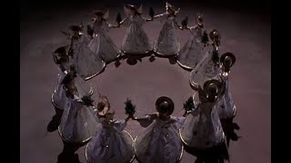 " The Angels " in George Balanchine´s " The Nutcracker"