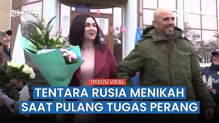 Tentara Rusia Nikahi Kekasihnya, Banjir Ucapan Selamat dari Rekan-Rekan