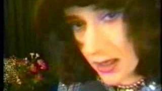 Rozelle sings "Rainbow Connection", the illinore show