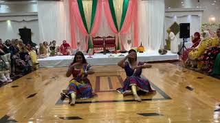 Chamma Arts - Old School Bollywood Mendhi Performance