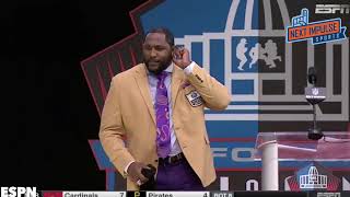 Ray Lewis embarrasses kids with kissing comments