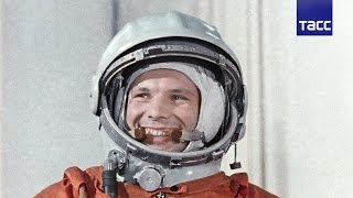 Юрий Гагарин - первый человек в космосе