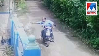 Man throwing waste caught on CCTV Camera | Manorama News