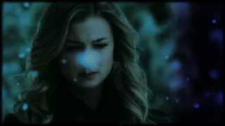 Emily Thorne // Nobody's home