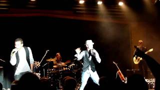 BSB Cruise 2011 Day 2 #36 - Concert Group B - Everybody