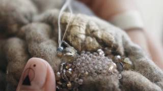 Diana Nagorna. Felting & embroidery. Войлочный браслет с авторской вышивкой.