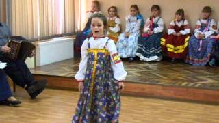 Выступление фольклорного ансамбля "Утица" школы №532 22.04.2014