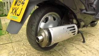 Suzuki AN400 Burgman with Gianelli Exhaust