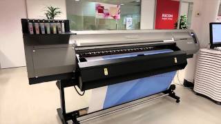 Ricoh PrintExpress Wide Format Printing - Bus Wrap Timelapse