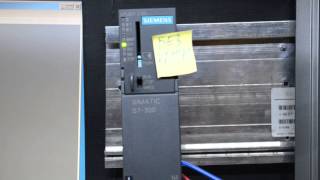 Включение контроллера Siemens Simatic PLC S7-317 2DP без вставленной карты памяти.
