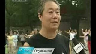 CCTV - Le sport en Chine - en vogue le fitness - salle de mu