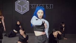 191231 [Full version] #JiYeon "Take A Hike" dance practice