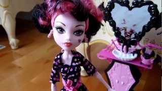 Monster High Draculaura Bathroom (Powder Room) Review