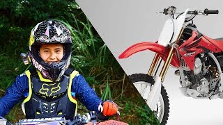 試乘美女的CRF150 R版