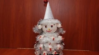 Снеговик из конфет. Подарок к Новому году. Snowman of Candy. New Year's gift.