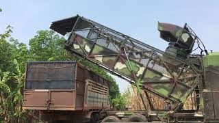 Sugarcane Harvester SM-200 Giant รถตัดอ้อยสามารถเกษตรยนต์ SM-200 Giant