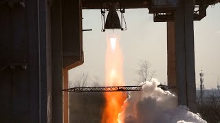 YF-77 Rocket Engine Completes 500-Second Test