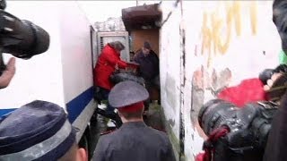 Greenpeace üyeleri Rus yargısı önünde