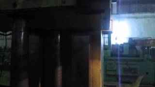 движение шпиндельной бабки