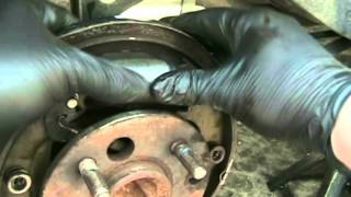 Saturn Brake Wheel Cylinder Replacement