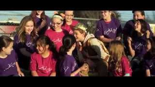 ▶ Hearts and Sleeves Original by Nic Neufeld