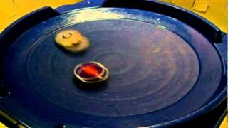 Beyblade Metal Fusion Earth Eagle vs Lightning L-Drago