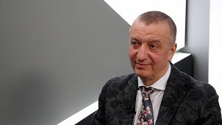Руководитель проекта «Галерея 9Б» Георгий Смирнов — о выставке Лаврова и планах арт-пространства 16+