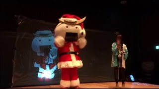 むすび丸課長 サンタ衣装で萌え萌えポーズ