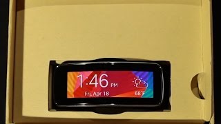 Samsung Gear Fit: First Impressions, Feature Walk Through, and Smartwatch Comparison