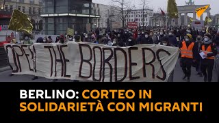 #Berlino: marcia in solidarietà con i migranti bloccati al confine bielorusso-polacco
