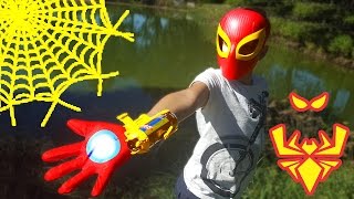 БЛАСТЕР - ПЕРЧАТКА  Железного Человека Паука. Играем с Angry Bird. Iron Spider Blaster Marvel Toys