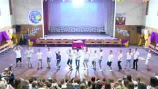 Танец "Single Ladies" - вожатые и дети