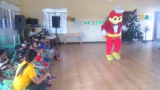 Jollibee's dance moves