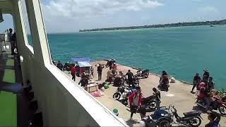 Kehidupan dermaga pulau masalembo