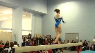 Jennifer Pinches - Beam