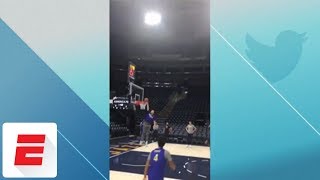 Warriors lose it when assistant coach Chris DeMarco dunks during shootaround | ESPN