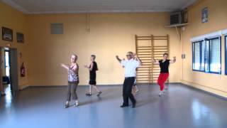 Pas de danse Tarentelle sur Comme facette mammetta